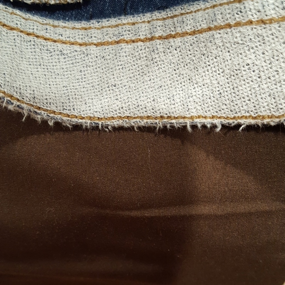 Faded light jeans. Size 14 - Picture 6 of 7